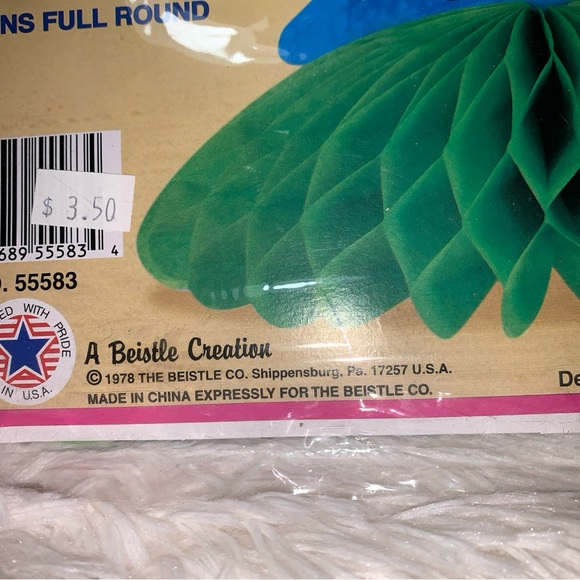 Beistle Hula Centerpiece 14 in (1/Pkg) Party Supply Decoration Luau 1978 VTG - Picture 2 of 3